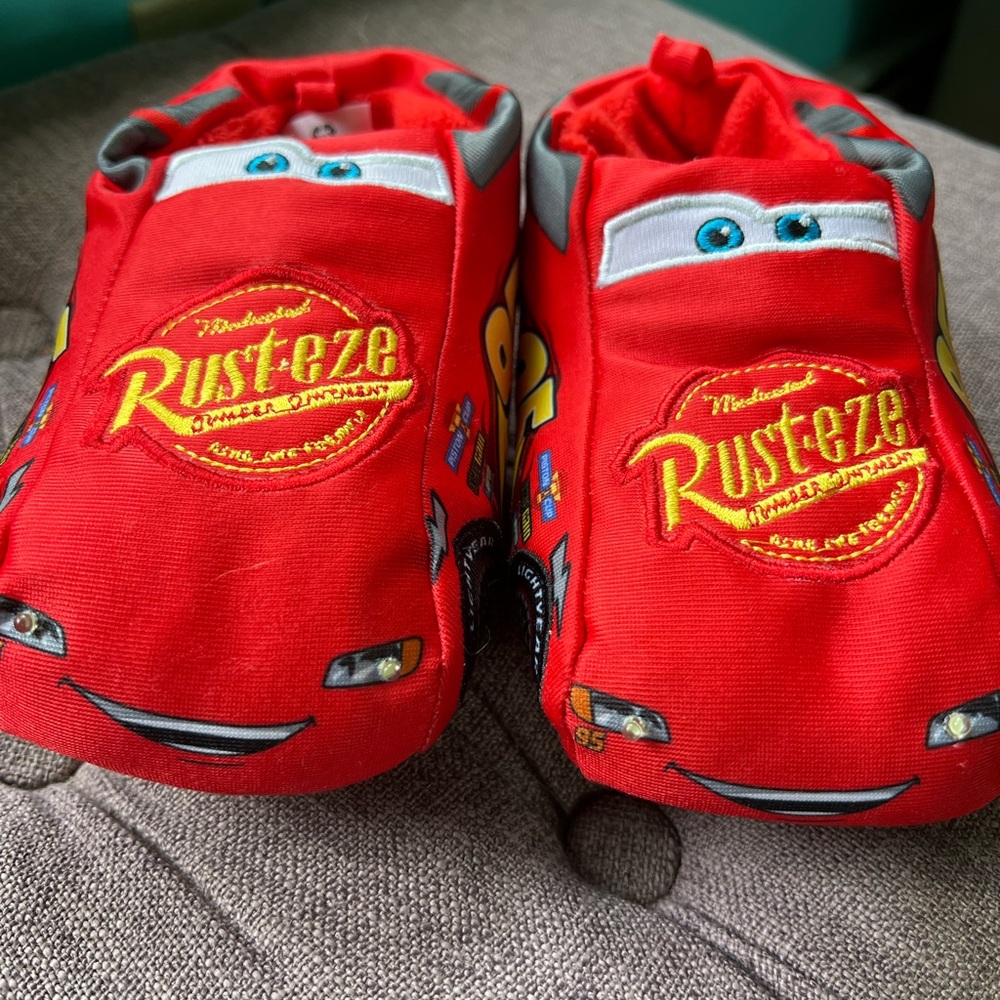 Disney store Lightening McQueen slippers